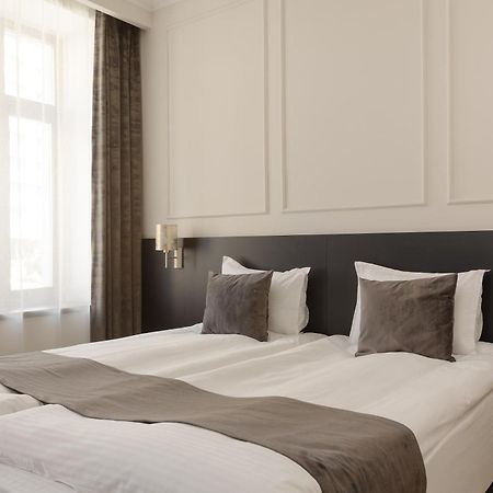 Hotel Atria ブラショフ エクステリア 写真