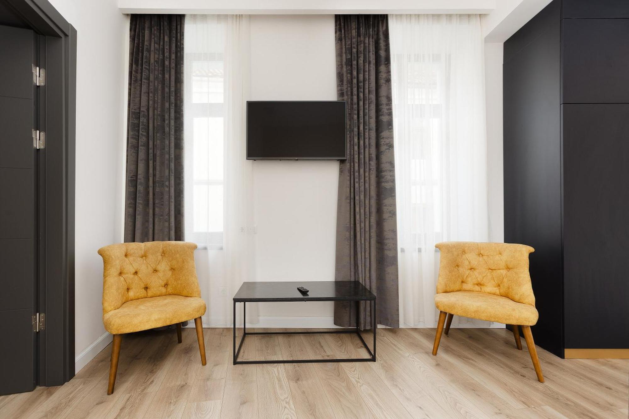 Hotel Atria ブラショフ エクステリア 写真