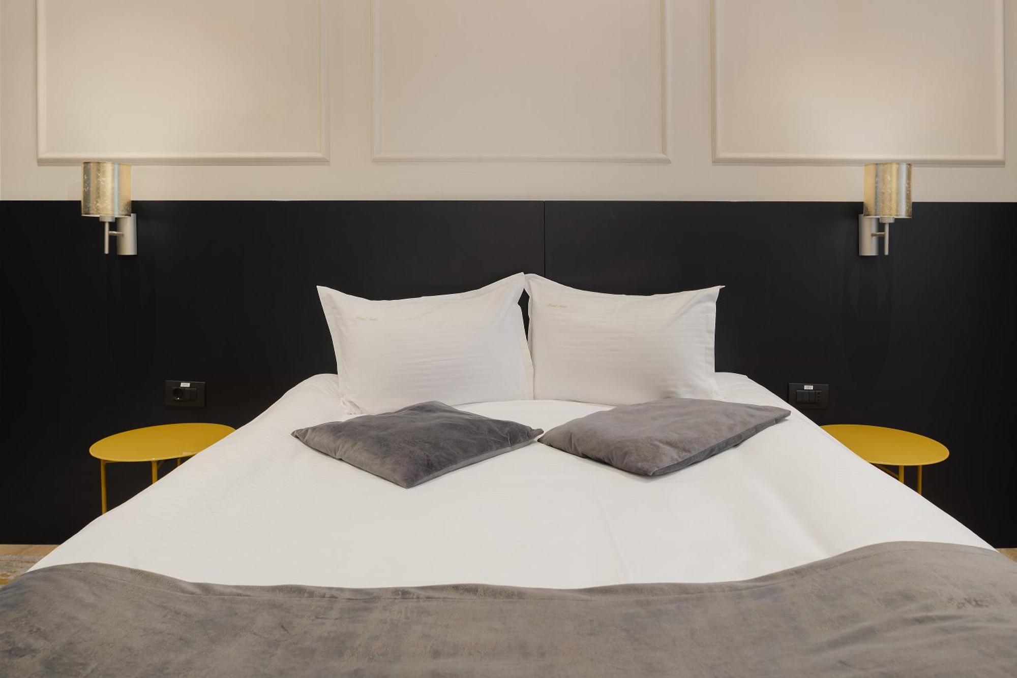 Hotel Atria ブラショフ エクステリア 写真