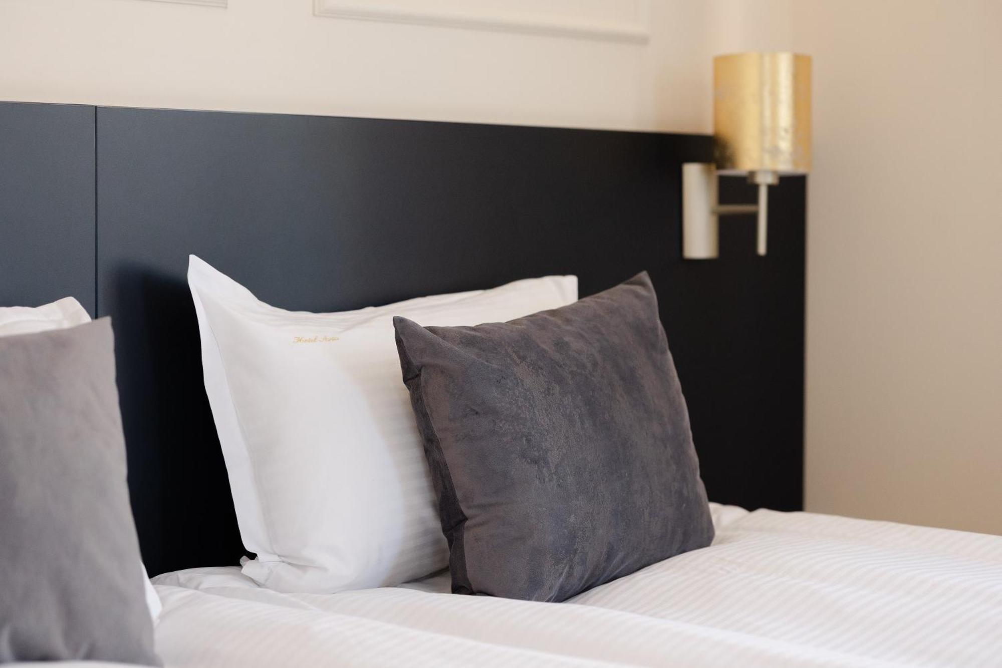 Hotel Atria ブラショフ エクステリア 写真
